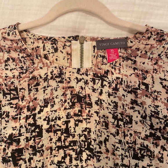 Vince Camuto Blouse - New - Picture 2 of 4